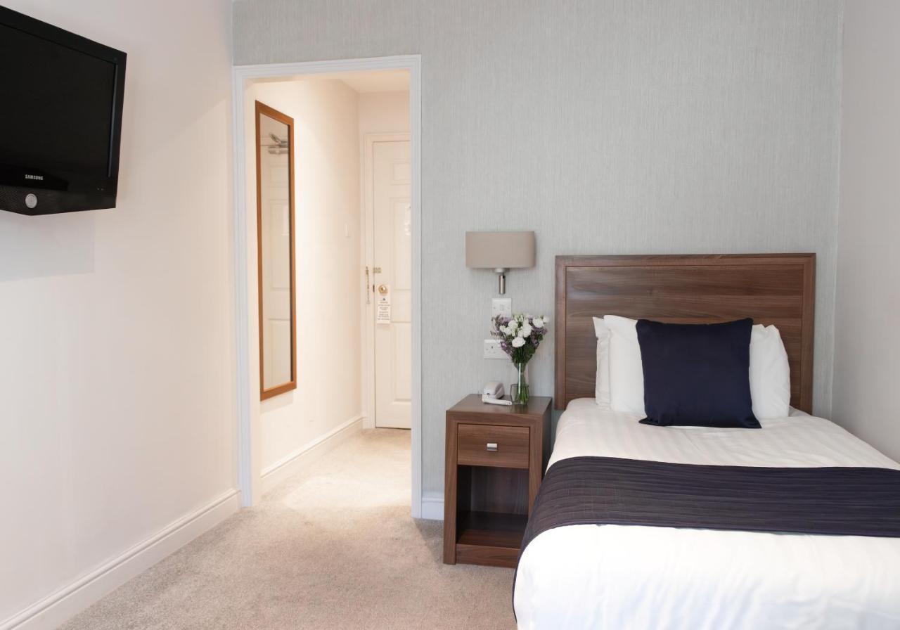 The Holt Hotel Steeple Aston المظهر الخارجي الصورة