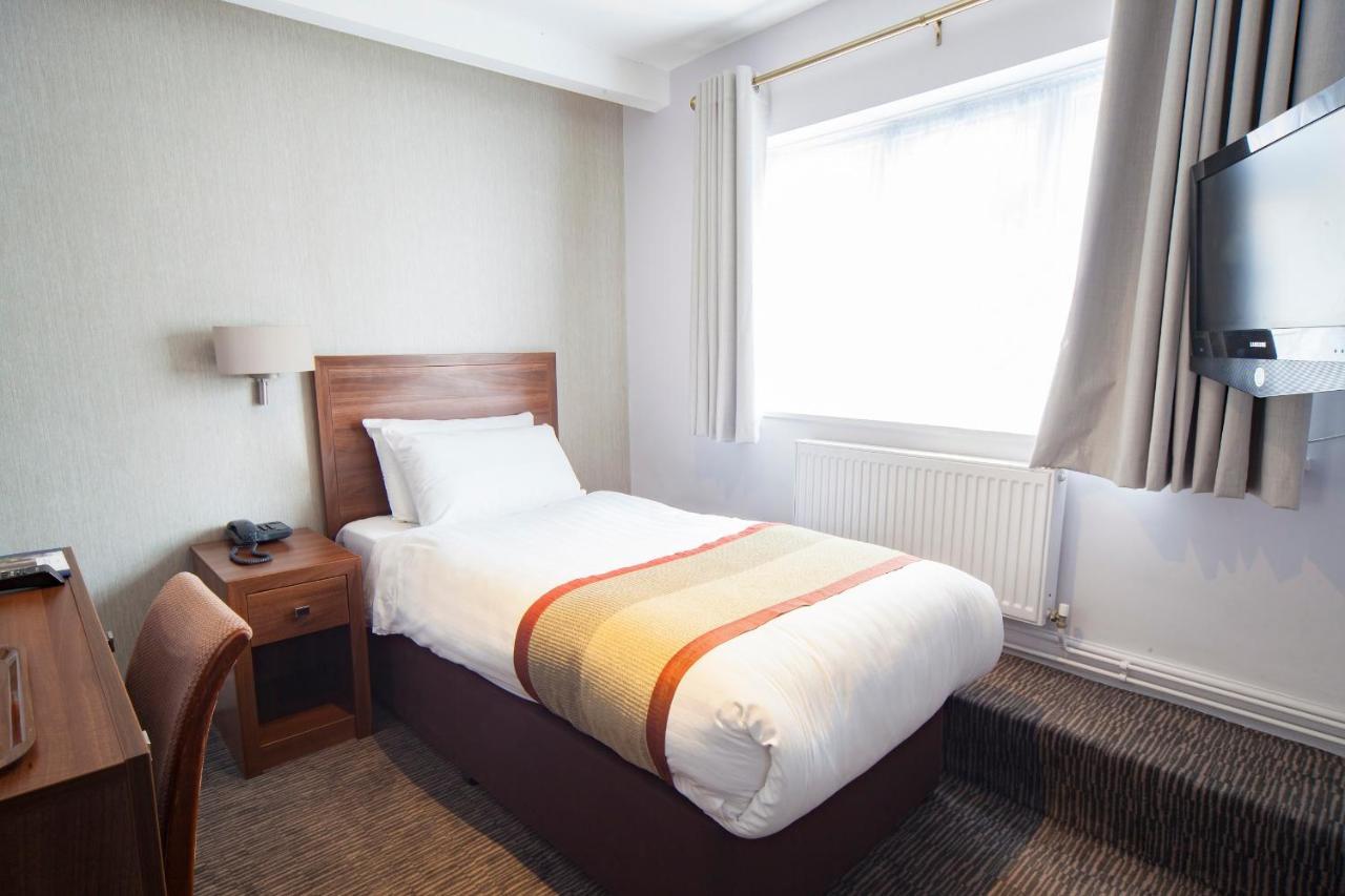 The Holt Hotel Steeple Aston المظهر الخارجي الصورة